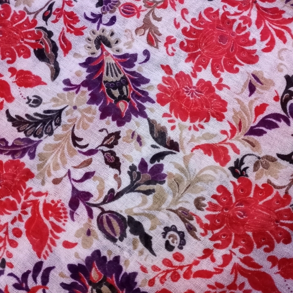 Scarf - Picture 2 of 2